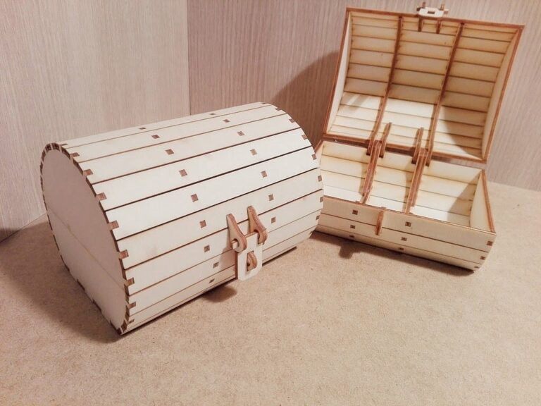 Laser Cut Wooden Treasure Box DXF File