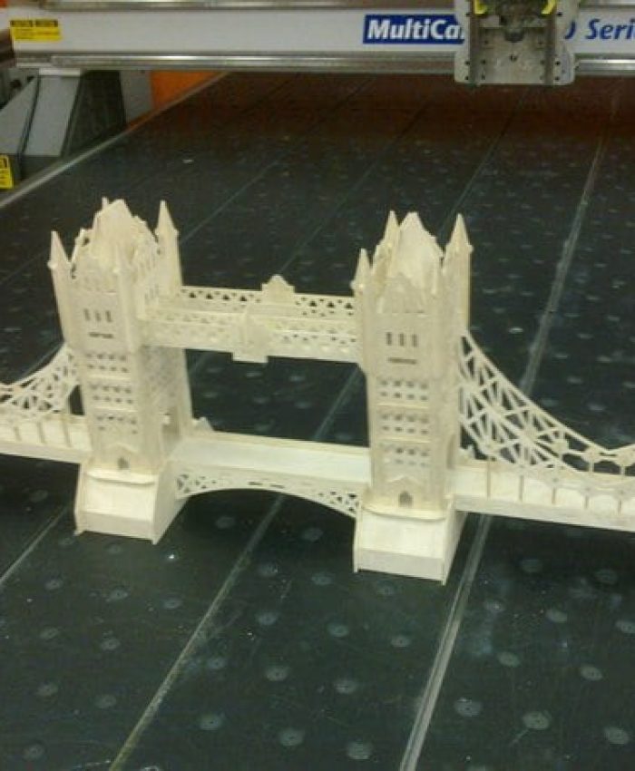 get free London Bridge 3D Puzzle dxf files for laser cutting